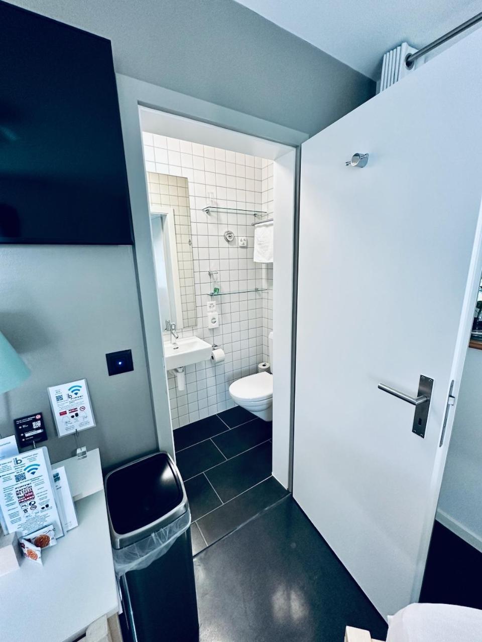 Bed Bike And Breakfast Olten Bagian luar foto
