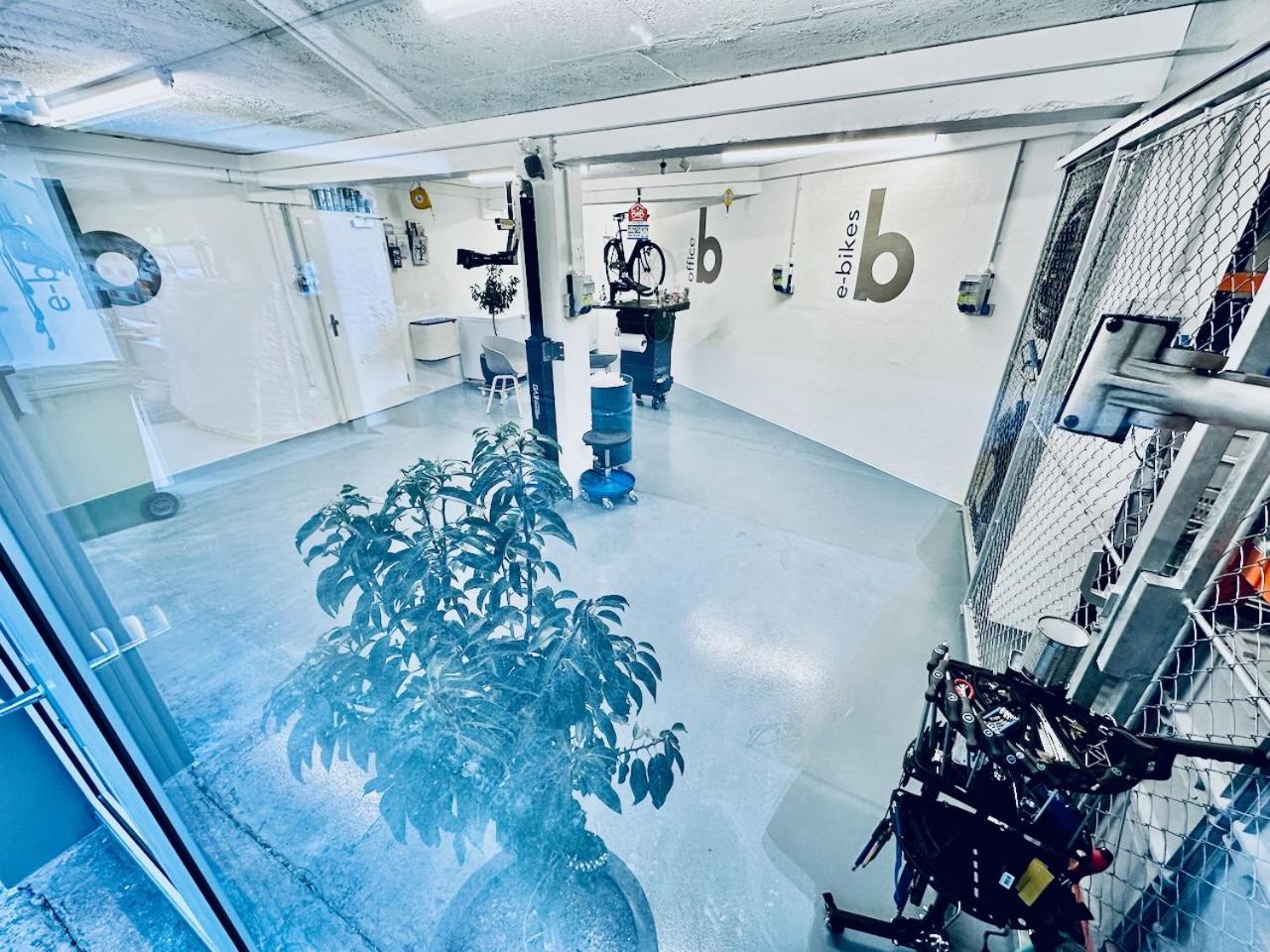 Bed Bike And Breakfast Olten Bagian luar foto